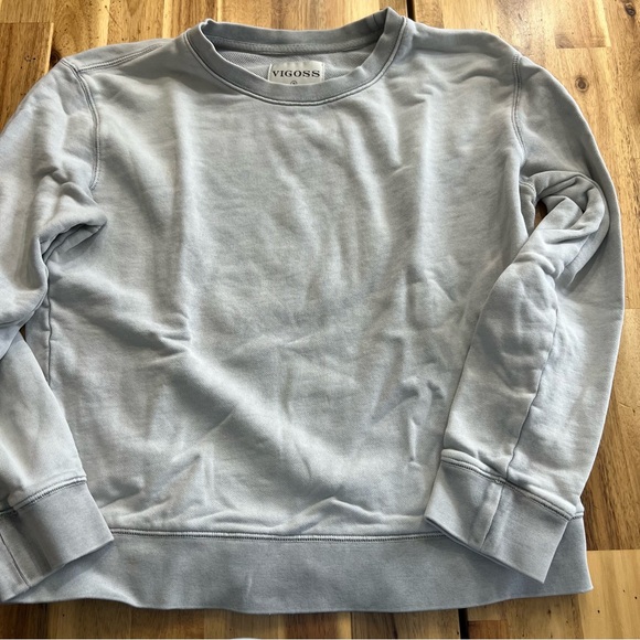 Vigoss Tops - Vigoss Light Gray Crewneck Sweatshirt | Size S